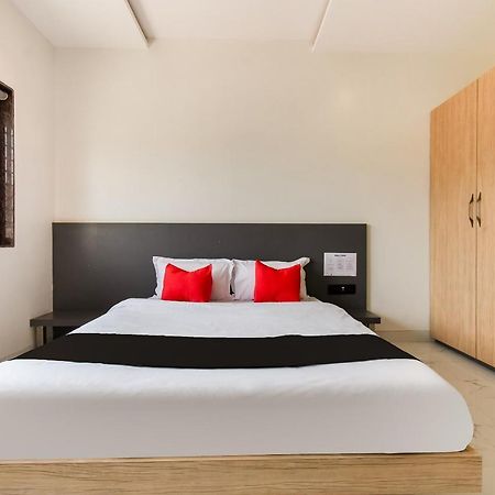 Capital O 71866 Hotel Ansh Aurangabad  Exteriör bild