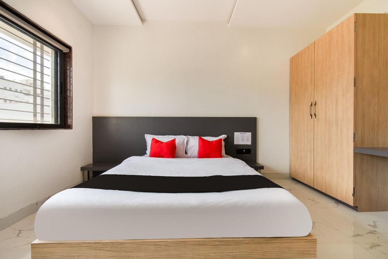 Capital O 71866 Hotel Ansh Aurangabad  Exteriör bild