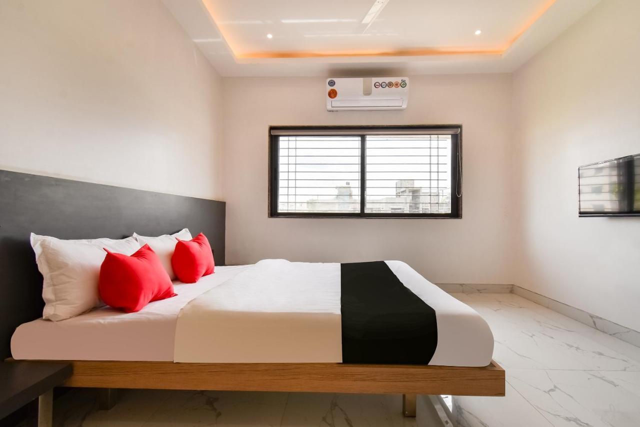 Capital O 71866 Hotel Ansh Aurangabad  Exteriör bild